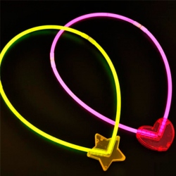 Glow collar corazon y estrella - 12 unidades